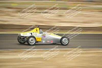 media/Jan-26-2025-CalClub SCCA (Sun) [[cfcea7df88]]/Group 7/Race/